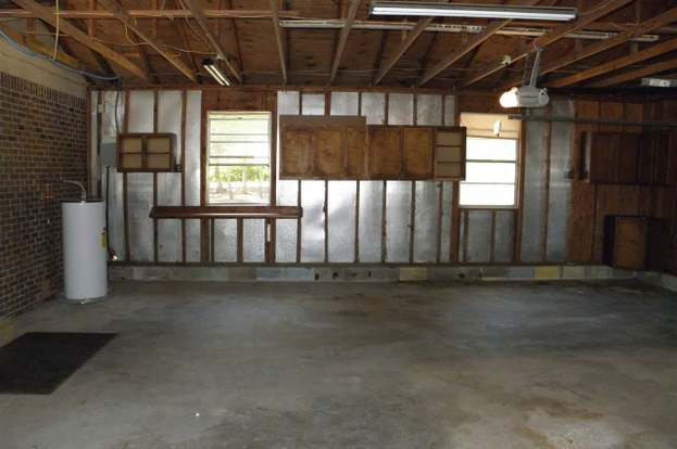 Building Photo - 7901 Jansen Rd