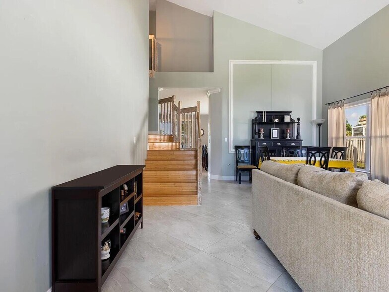 Building Photo - 7782 Hoffy Cir