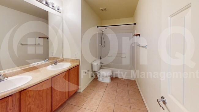 Building Photo - 1351 Burdock Dr S