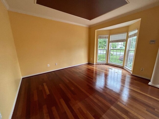 Building Photo - 40 Nugent Dr