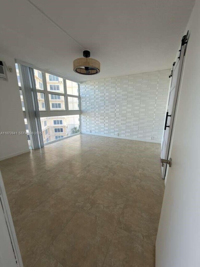 Building Photo - 1200 N Fort Lauderdale Beach Blvd