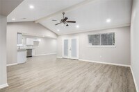 Building Photo - 1702 Athens Dr