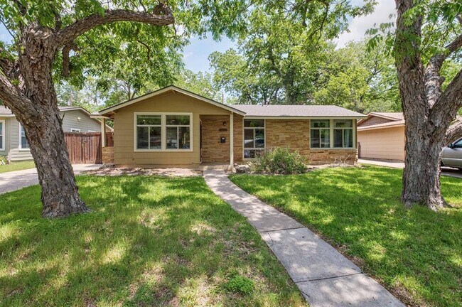 Primary Photo - 1506 Westmoor Dr
