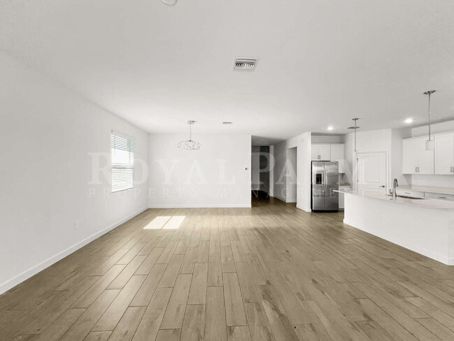 Building Photo - 10706 Clementine Pl