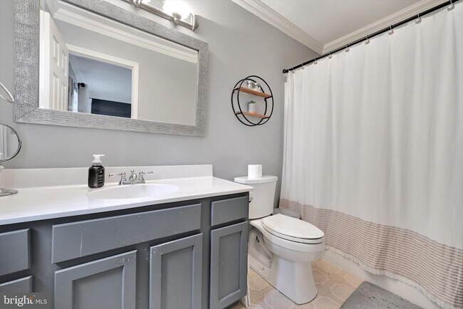 Building Photo - 106 Brookside Dr