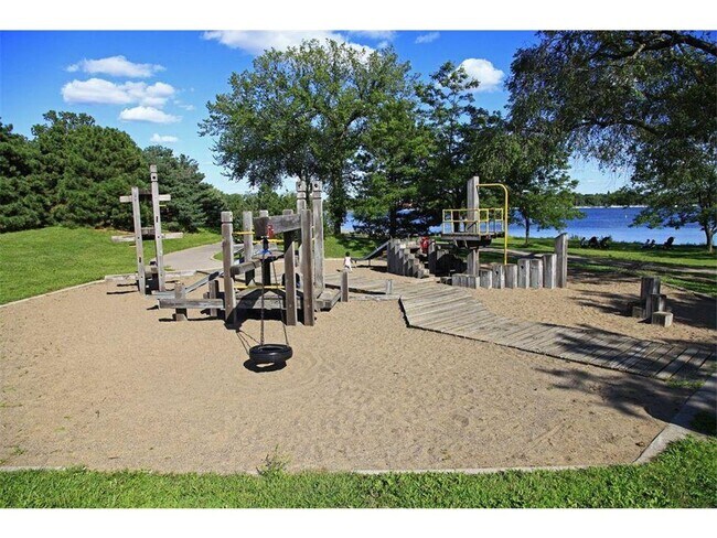 Building Photo - 3131 Excelsior Blvd