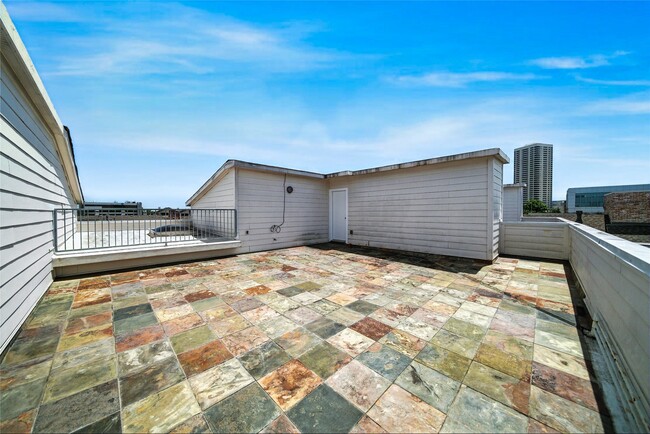 Building Photo - 1826 Prospect St