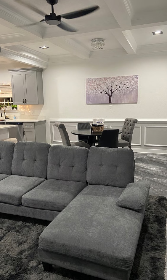 Building Photo - Fully furnished, new construction 4bed/3.5 bath house