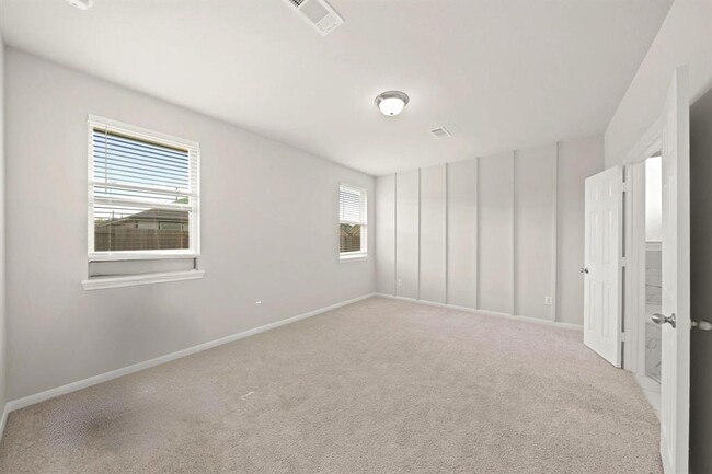 Building Photo - 2643 Westward Hl Dr