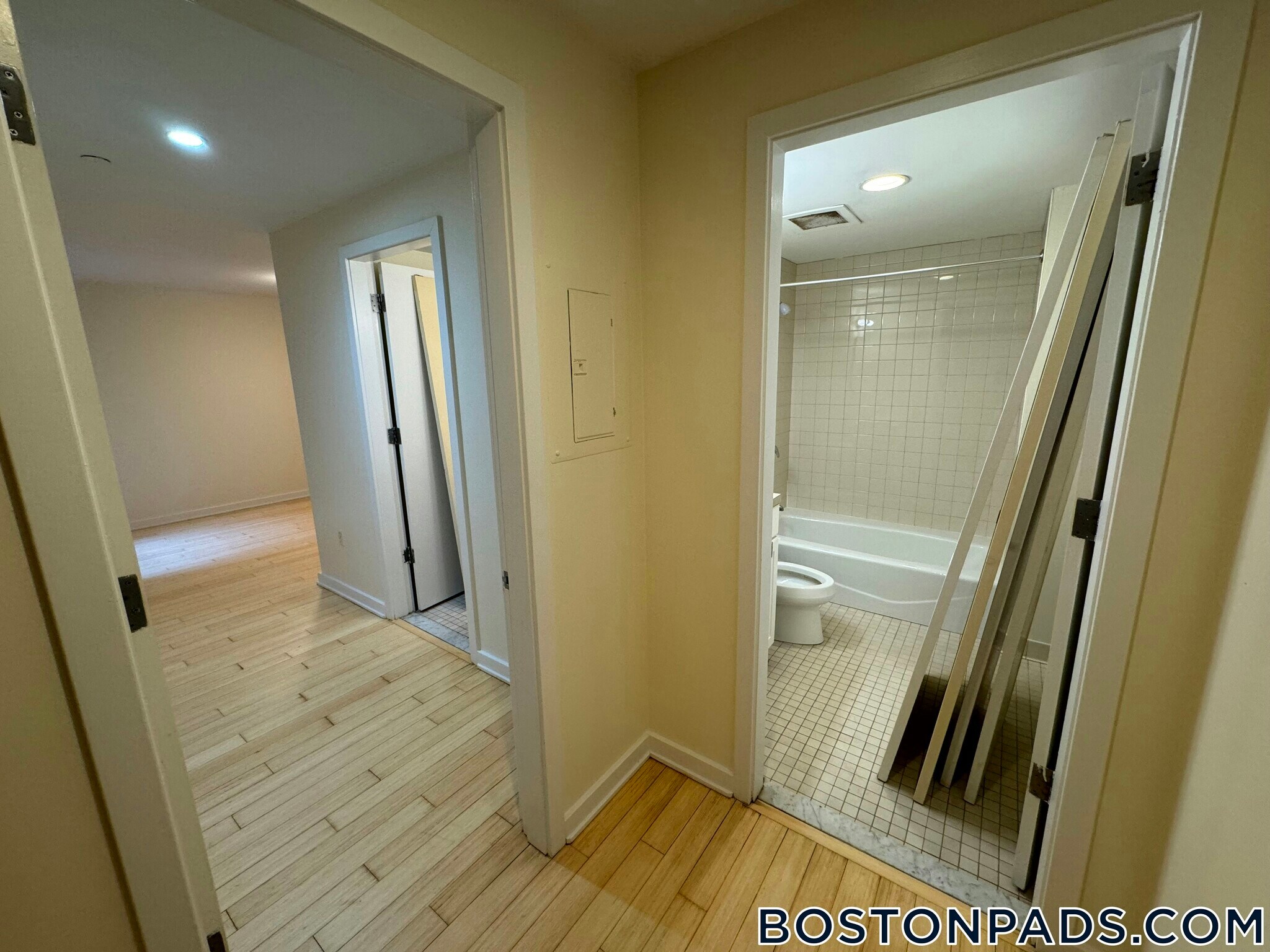 Building Photo - 40 Boylston St