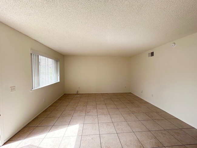 Building Photo - 72770 Willow St