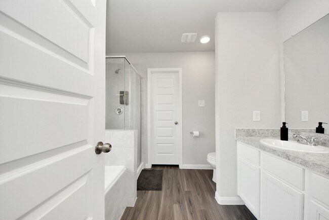 Building Photo - 3702 Cub Dr