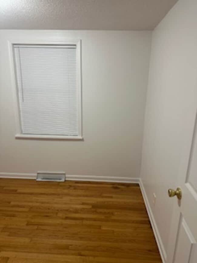 Building Photo - Welcome Home! Beautiful 4 Bedroom 2 Bath Home in Kansas City, MO