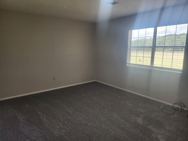 Building Photo - 125 Tabitha Ct