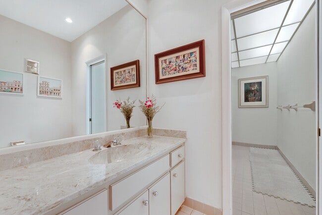 Building Photo - 8290 La Rampa St