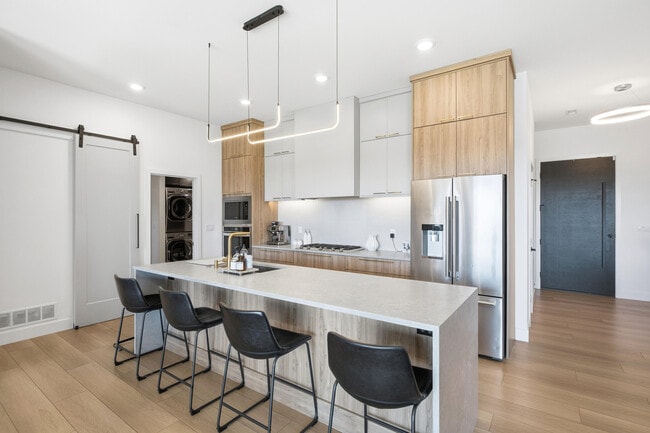 Building Photo - 1301 Haxby Ct