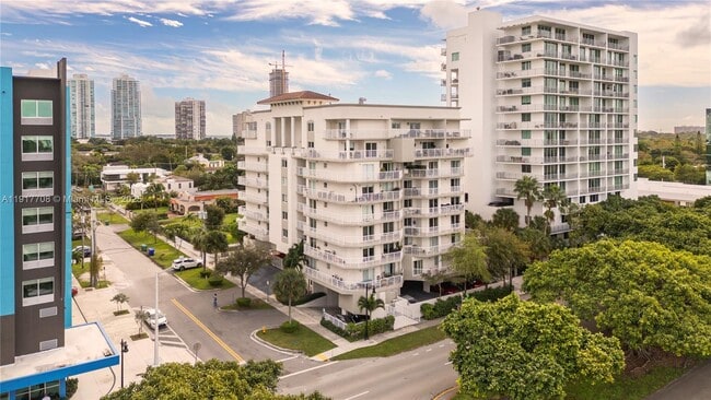 Building Photo - 280 SW 20th Rd