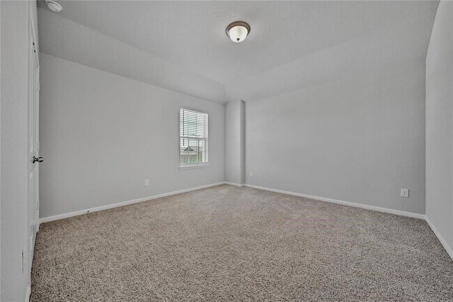 Building Photo - 5003 Brewcastle Ln