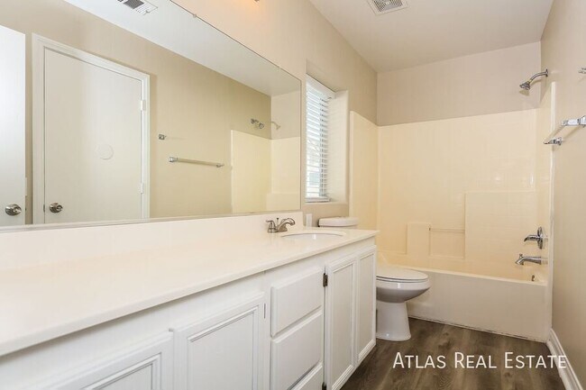 Building Photo - 8490 Barossa Ct