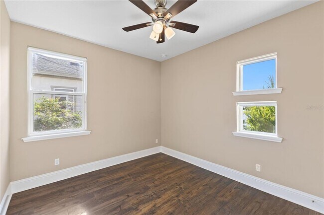 Building Photo - 13041 Gabor Ave