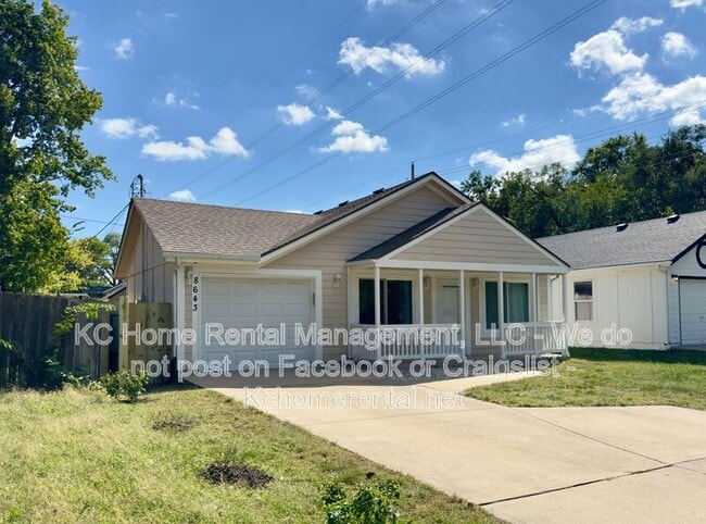 Building Photo - 8643 Melrose St