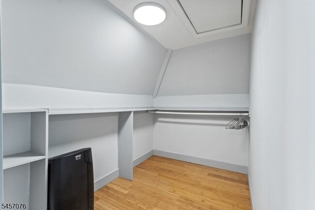 Building Photo - 53 2nd Ave