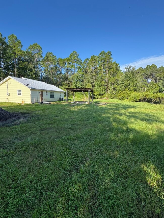 Building Photo - 24899 Crawford Rd