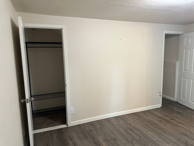 Building Photo - Charming 3 bed 1 bath house in a great a n...
