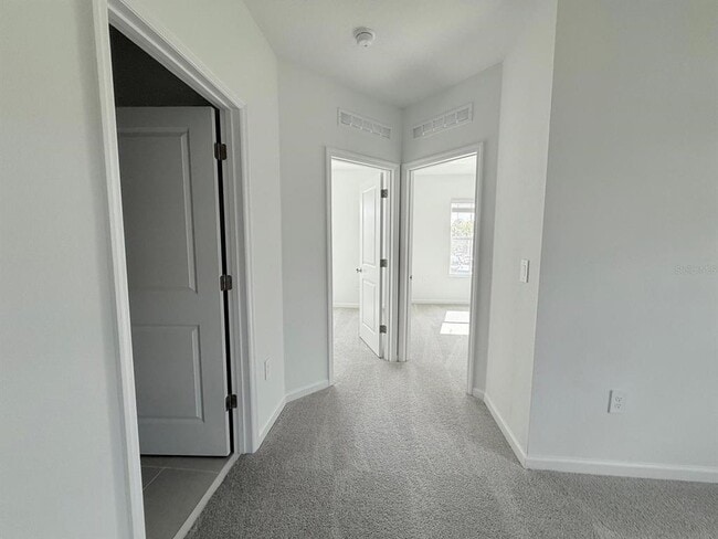 Building Photo - 2747 Skyline Lp