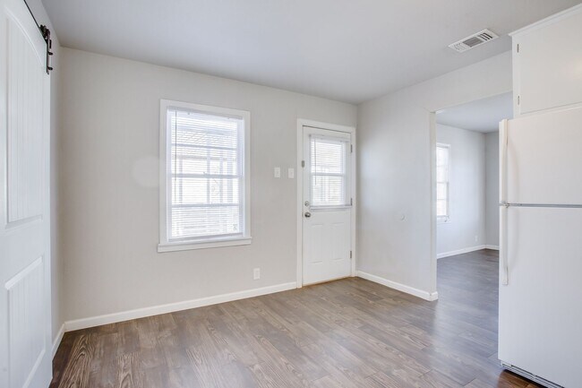 Building Photo - Updated Two Bedroom With Modern Flair!