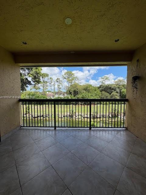 Building Photo - 5721 Riverside Dr