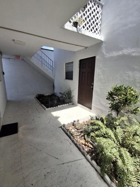 Building Photo - 6507 Winfield Blvd