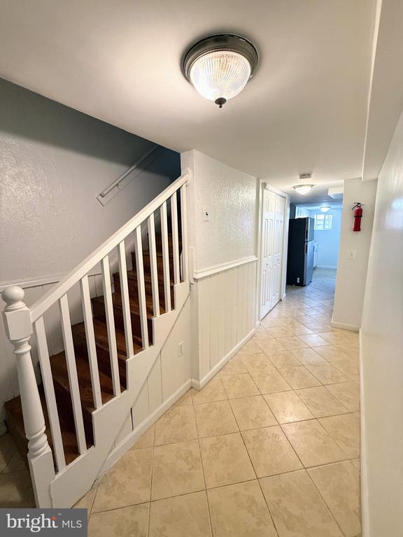 Building Photo - 1714 E St NE