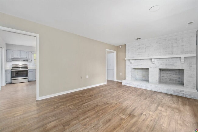Building Photo - 9201 Rattlesnake Rd
