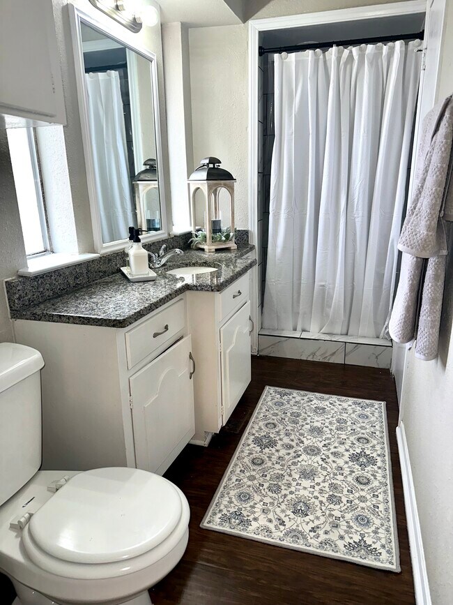 Building Photo - 5019 Blanchard Dr