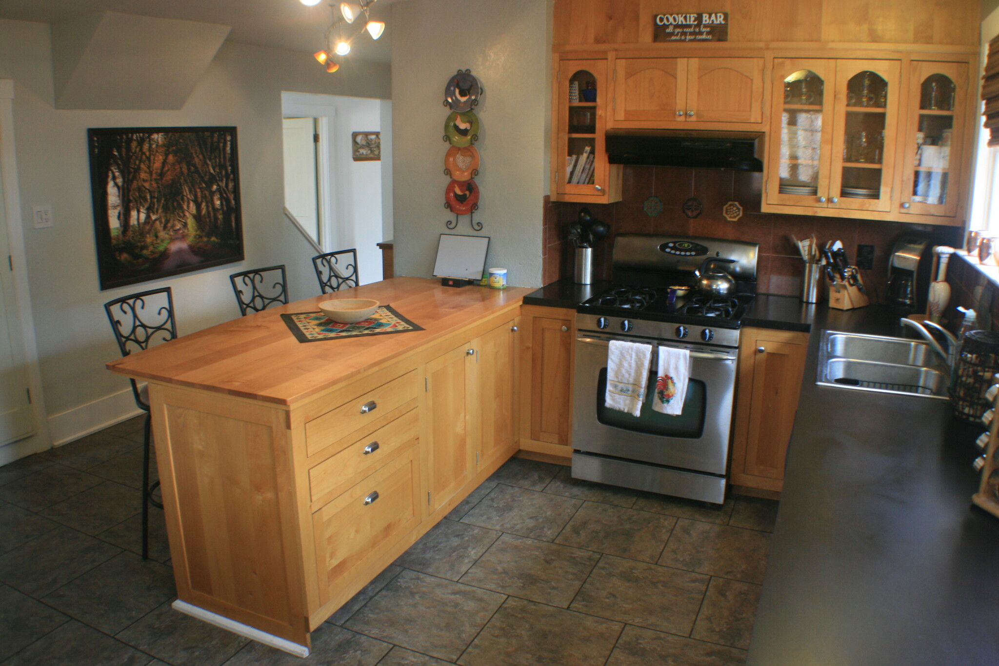 kitchen - 630 Columbia St