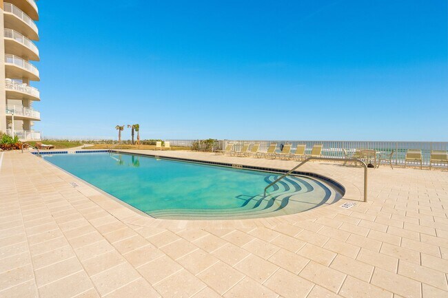 Building Photo - Furnished Daytona Beach Shores Condo