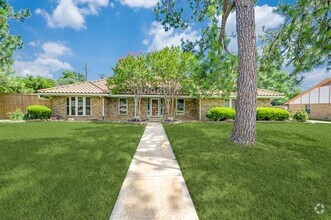 Building Photo - 1038 Trophy Club Dr