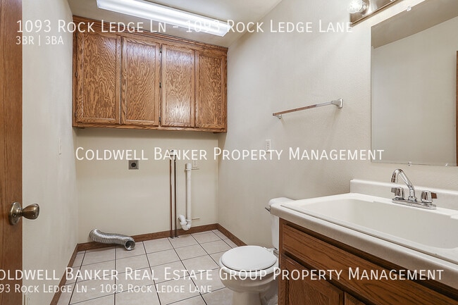 Building Photo - 1093 Rock Ledge Ln