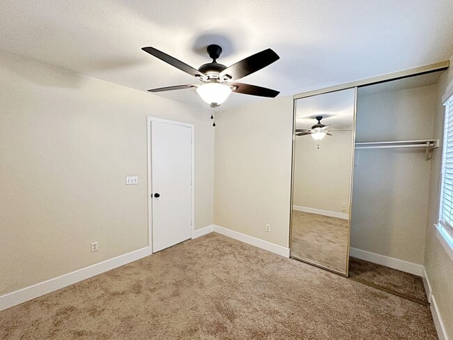 Building Photo - SINGLE STORY 3 BEDROOM HOME IN HENDERSON