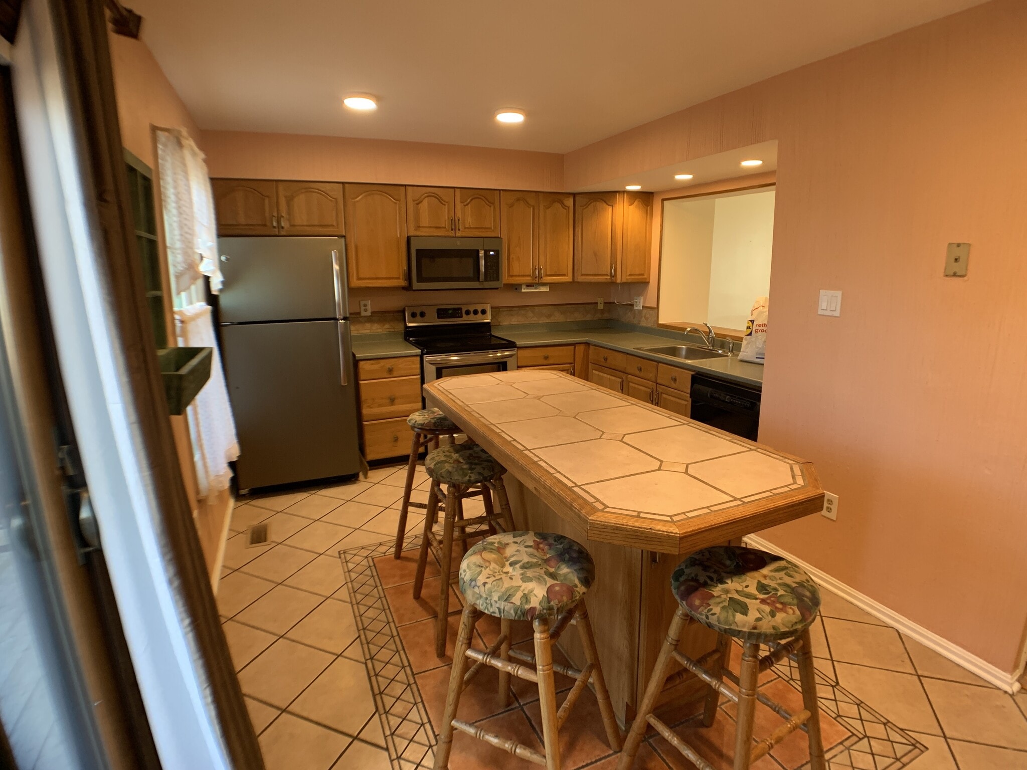 Building Photo - 14233 Oakpointe Dr