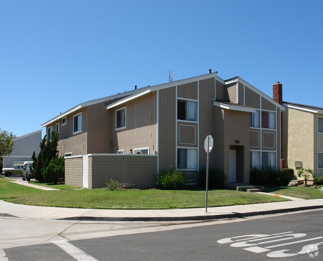 Primary Photo - 4862 Neely Cir