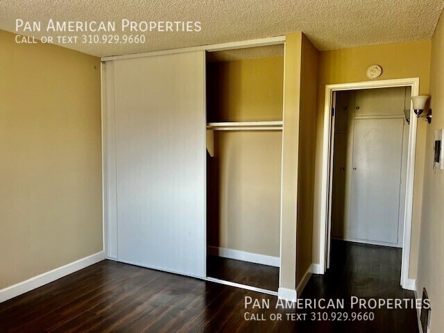 Building Photo - Upstairs One Bedroom Available For Immedia...