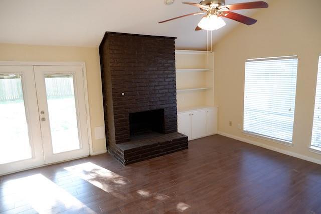 Building Photo - 930 Mesa Terrace Dr