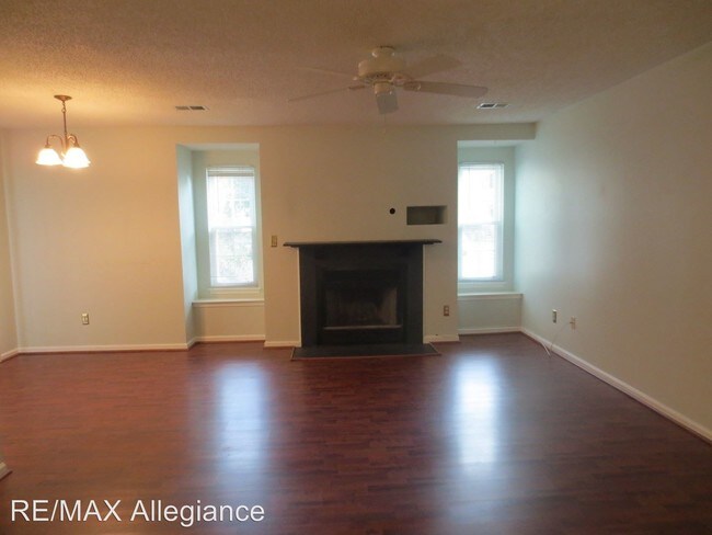 Building Photo - 2 br, 2 bath House - 1523 PENROSE ARCH