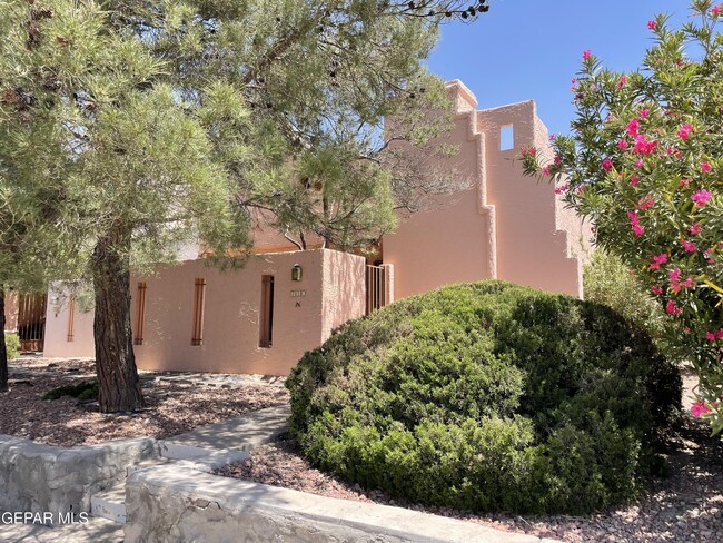 Primary Photo - 710 N Resler Dr