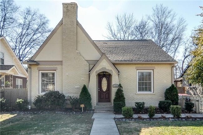 Building Photo - Charming East Nashville Home – Walkable to...