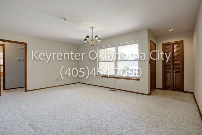 Building Photo - 3632 Sunvalley Dr