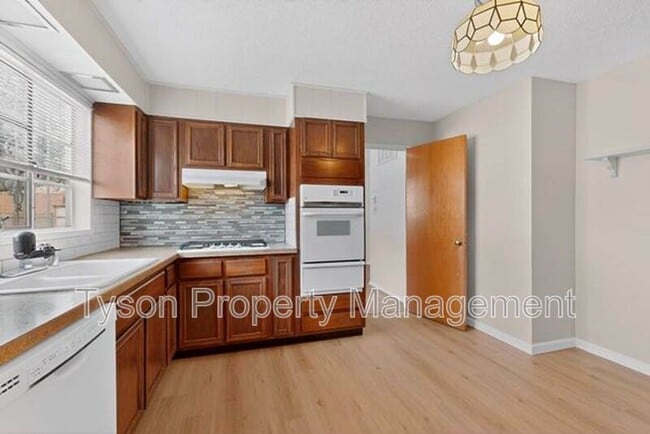 Building Photo - 6701 Zimmerman Ave NE