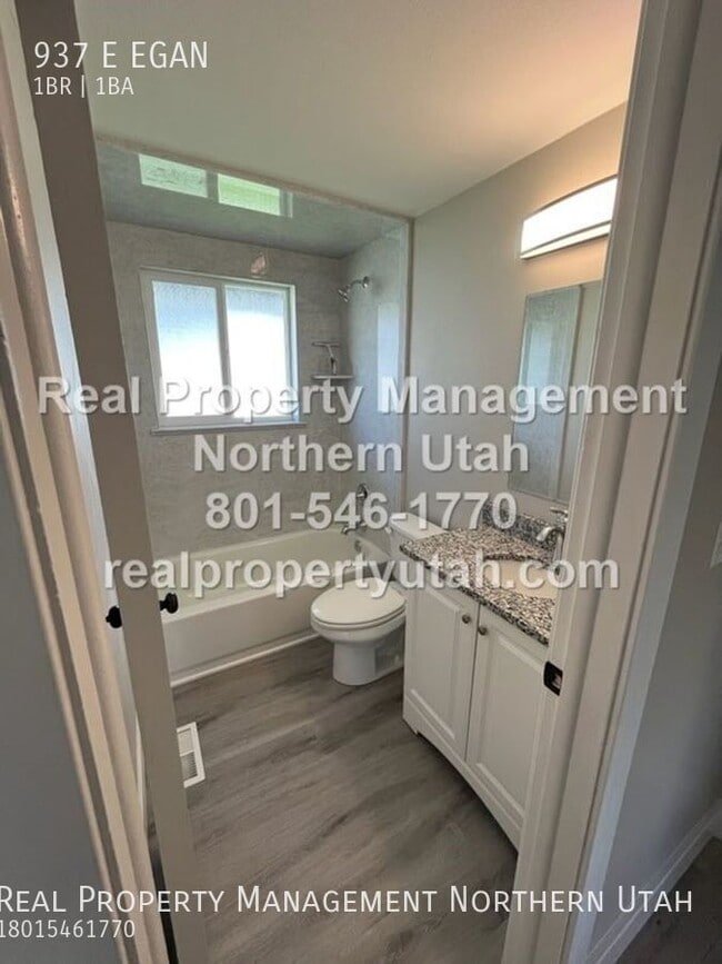 Building Photo - 937 E EGAN-